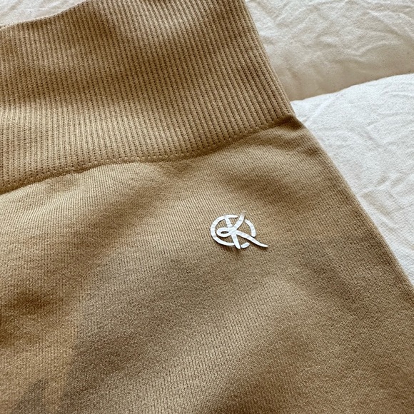 WBK Summer Leggings - Picture 8 of 12